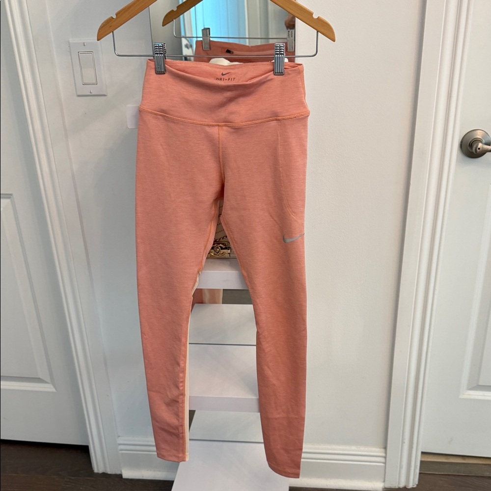 Nike Women's Coral Leggings